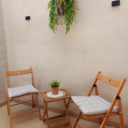 Apartment Cozy Near The *