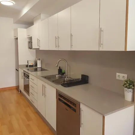 Apartman Cozy Near The